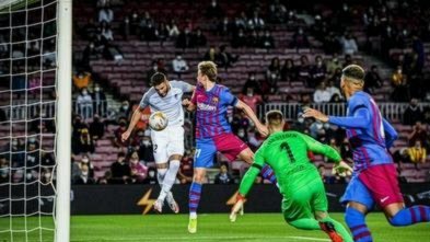 巴萨：巴尔德吉防守稳健获认可，进攻端仍需突破