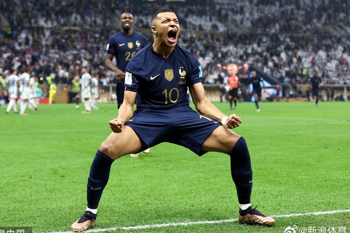 世界杯-姆巴佩单届10球萨卡戴帽 英格兰6-4法国夺季军