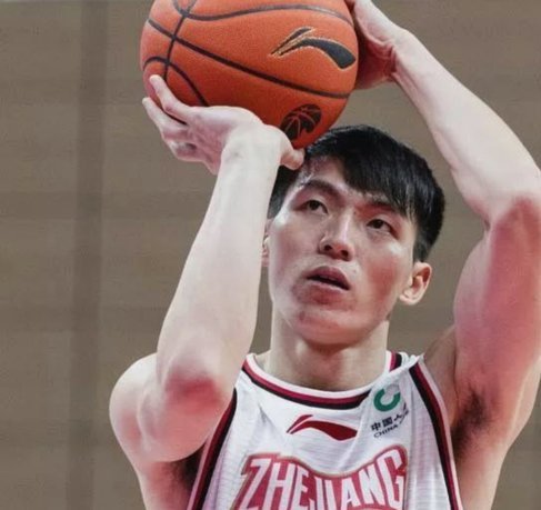 22岁神秘小将淘汰浙江绿城的前场发牌手