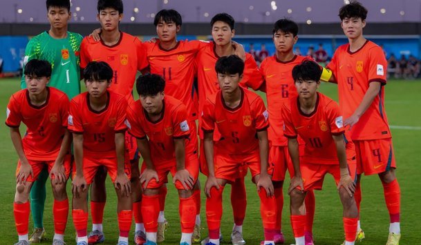 U17国足绝杀阿森纳！赵松源两球补时奇胜