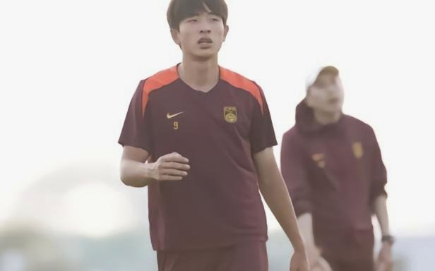 魏祥鑫脚伤出血无缘法甲首秀